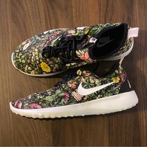 Nike Juvenate SE NWT